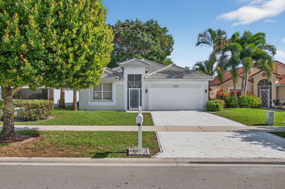 En Venta: $649,000 (3 camas, 2 baños, 1789 Pies cuadrados)