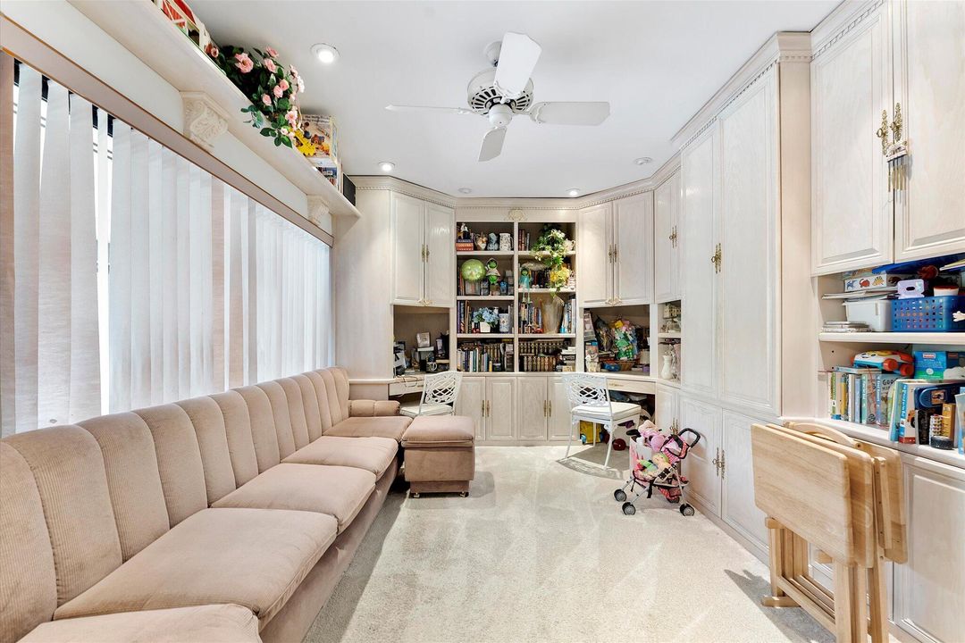 For Sale: $1,999,000 (5 beds, 4 baths, 4143 Square Feet)