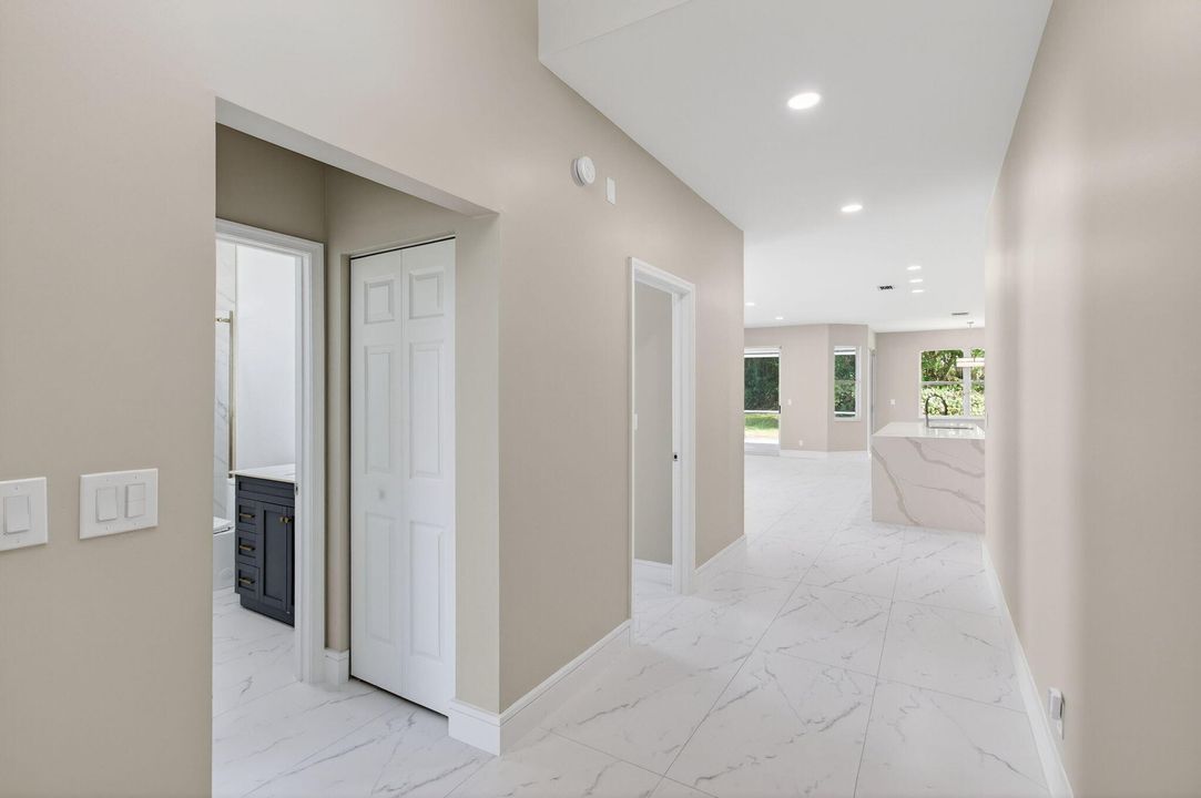 En Venta: $649,000 (3 camas, 2 baños, 1789 Pies cuadrados)