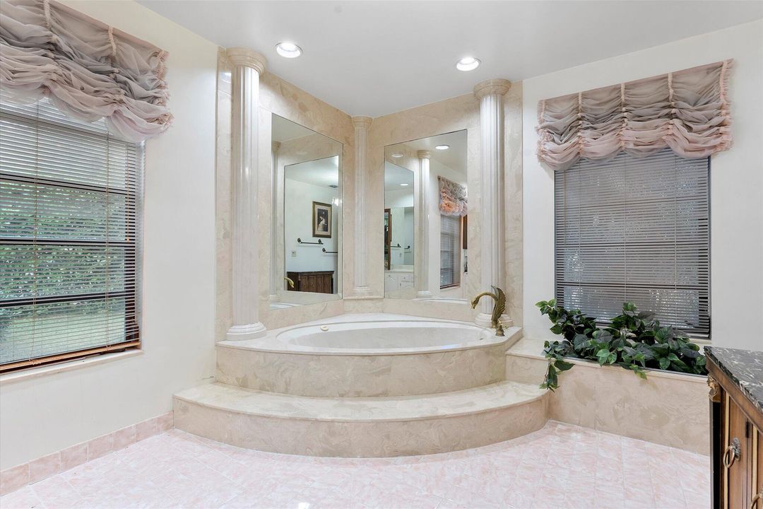 For Sale: $1,999,000 (5 beds, 4 baths, 4143 Square Feet)