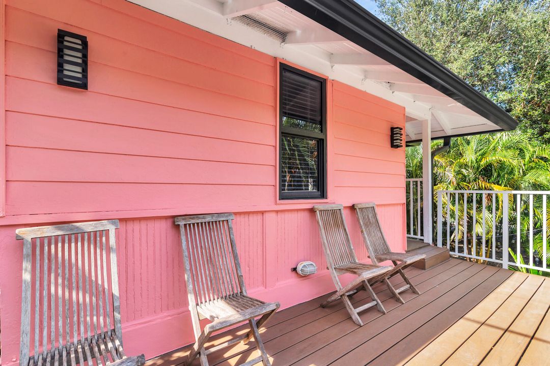 For Rent: $2,250 (2 beds, 1 baths, 750 Square Feet)