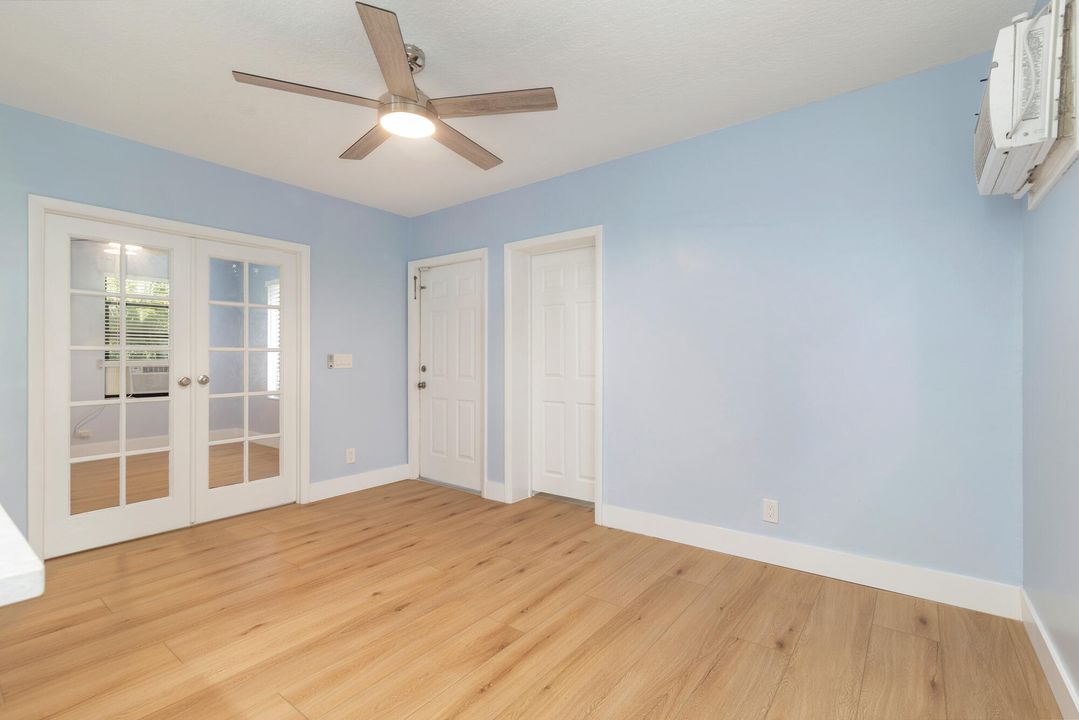 For Rent: $2,250 (2 beds, 1 baths, 750 Square Feet)