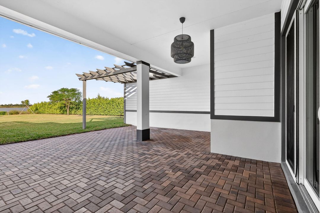 For Sale: $1,085,900 (4 beds, 3 baths, 3001 Square Feet)