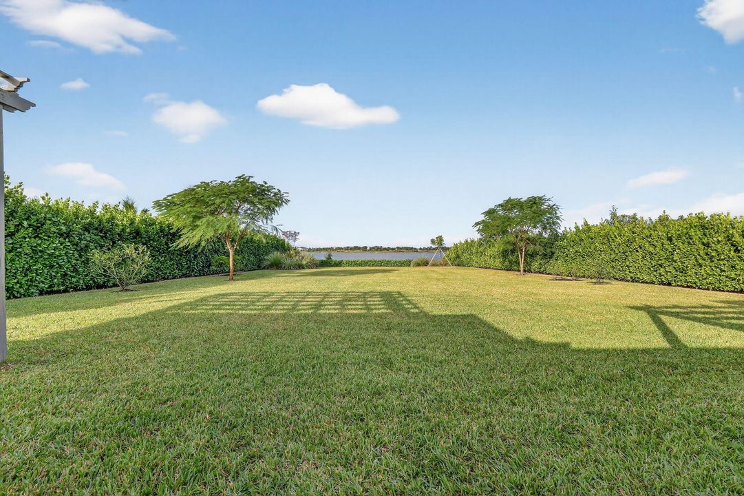 For Sale: $1,085,900 (4 beds, 3 baths, 3001 Square Feet)