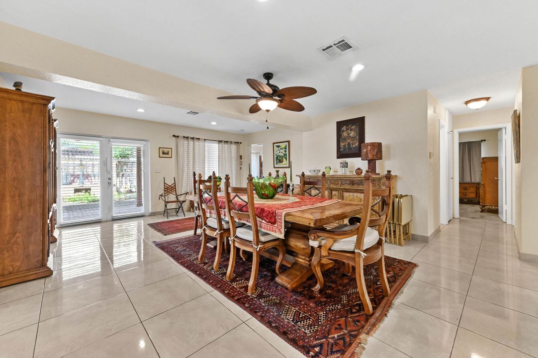 For Sale: $749,000 (3 beds, 3 baths, 1630 Square Feet)