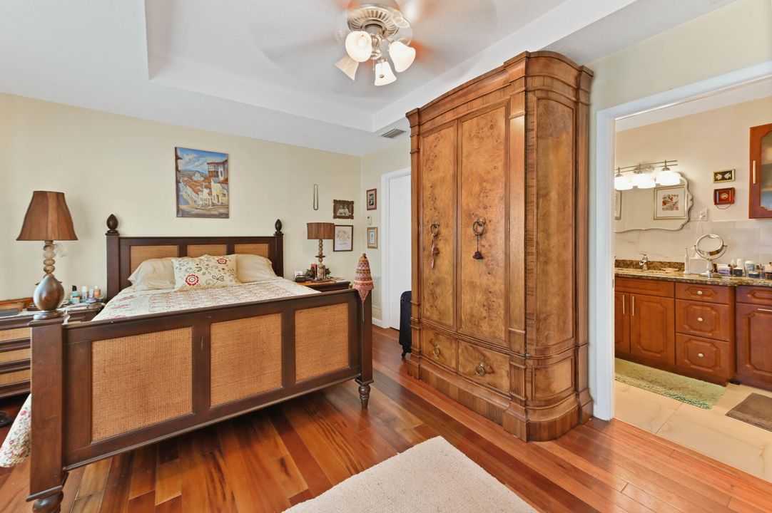 For Sale: $749,000 (3 beds, 3 baths, 1630 Square Feet)