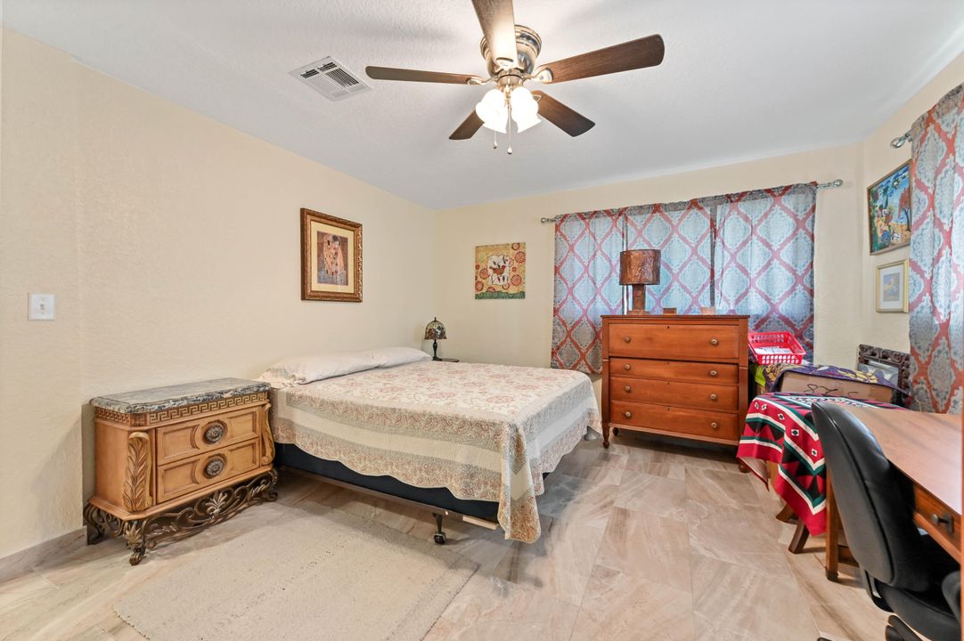 For Sale: $749,000 (3 beds, 3 baths, 1630 Square Feet)