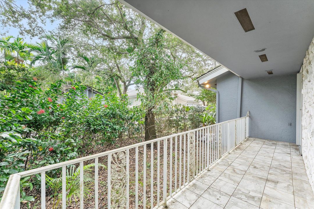 For Sale: $1,999,000 (5 beds, 4 baths, 4143 Square Feet)