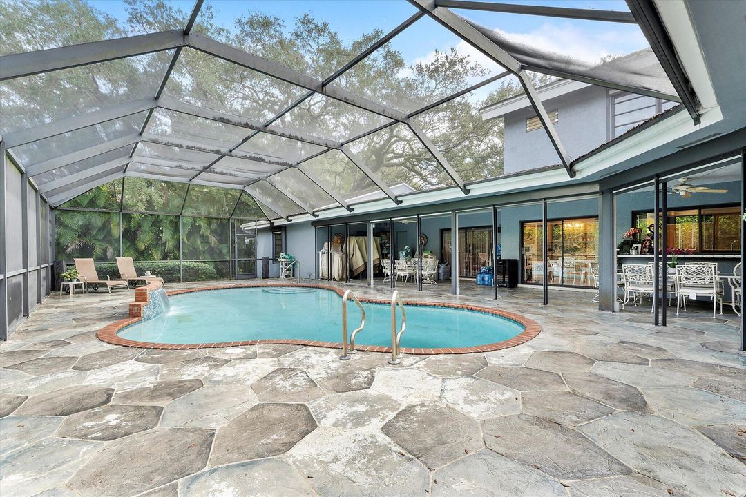 For Sale: $1,999,000 (5 beds, 4 baths, 4143 Square Feet)