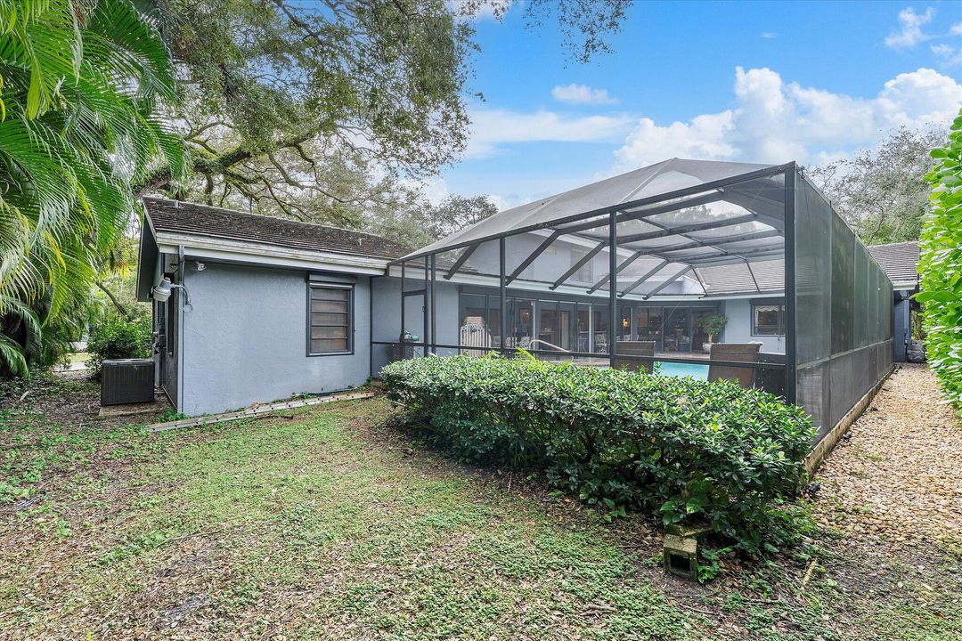 For Sale: $1,999,000 (5 beds, 4 baths, 4143 Square Feet)