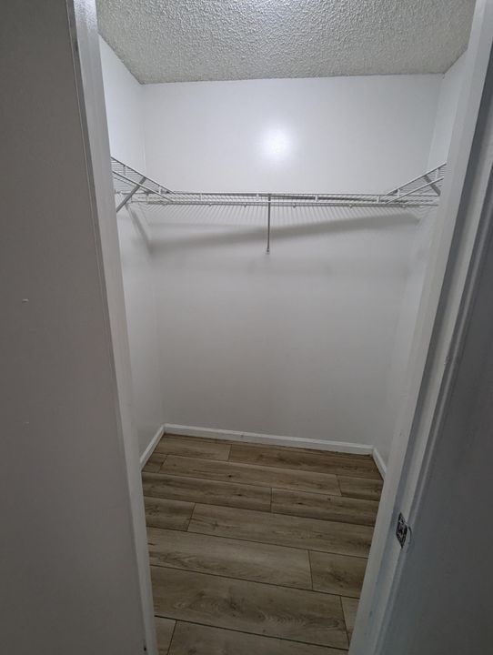 En Venta: $278,000 (2 camas, 2 baños, 978 Pies cuadrados)