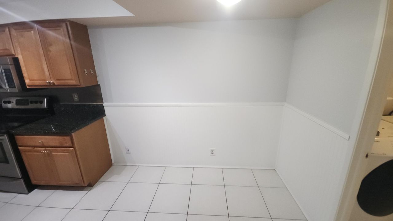 For Rent: $2,495 (2 beds, 2 baths, 1175 Square Feet)