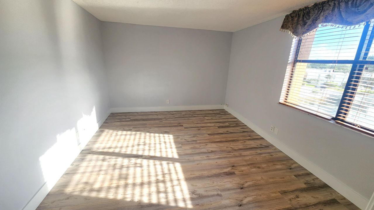 For Rent: $2,495 (2 beds, 2 baths, 1175 Square Feet)