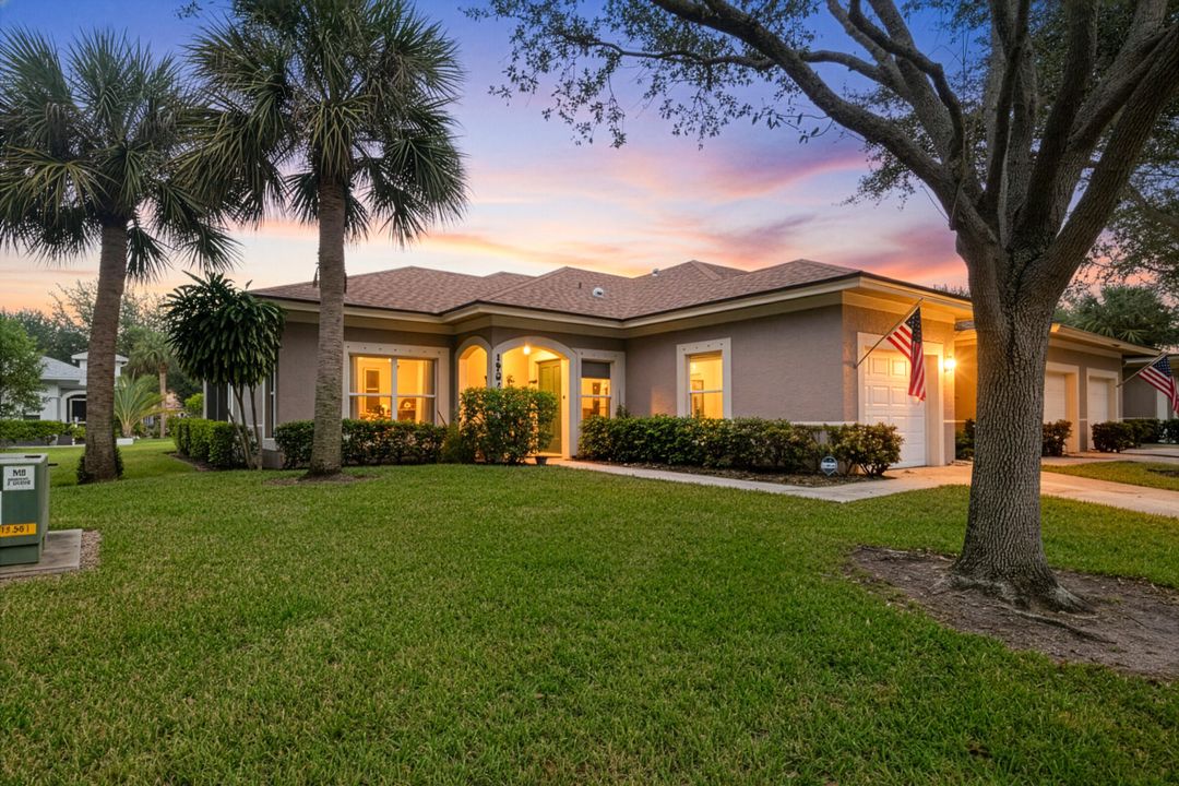 For Rent: $2,100 (2 beds, 2 baths, 1335 Square Feet)