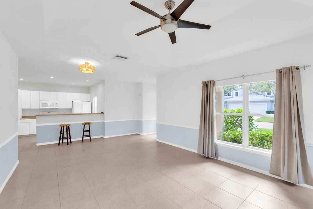 For Rent: $2,100 (2 beds, 2 baths, 1335 Square Feet)