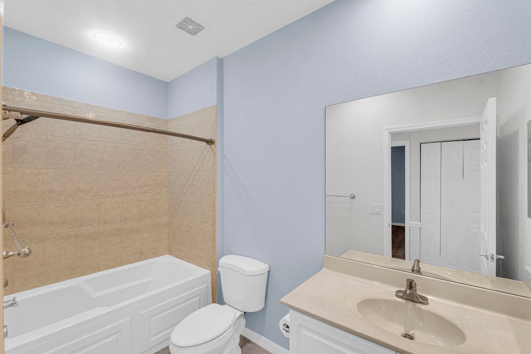 For Rent: $2,100 (2 beds, 2 baths, 1335 Square Feet)