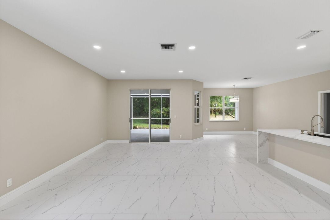 En Venta: $649,000 (3 camas, 2 baños, 1789 Pies cuadrados)