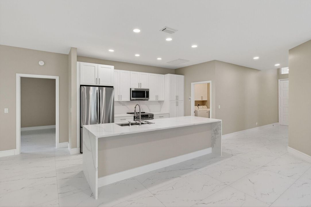 En Venta: $649,000 (3 camas, 2 baños, 1789 Pies cuadrados)