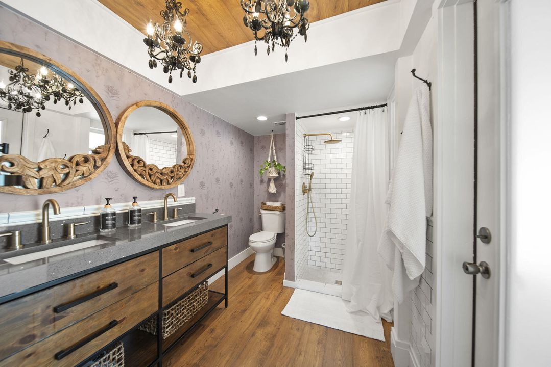 For Sale: $789,900 (4 beds, 3 baths, 2512 Square Feet)