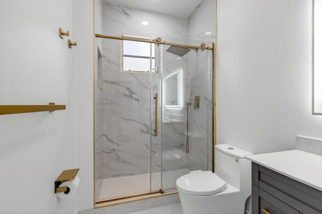 En Venta: $649,000 (3 camas, 2 baños, 1789 Pies cuadrados)