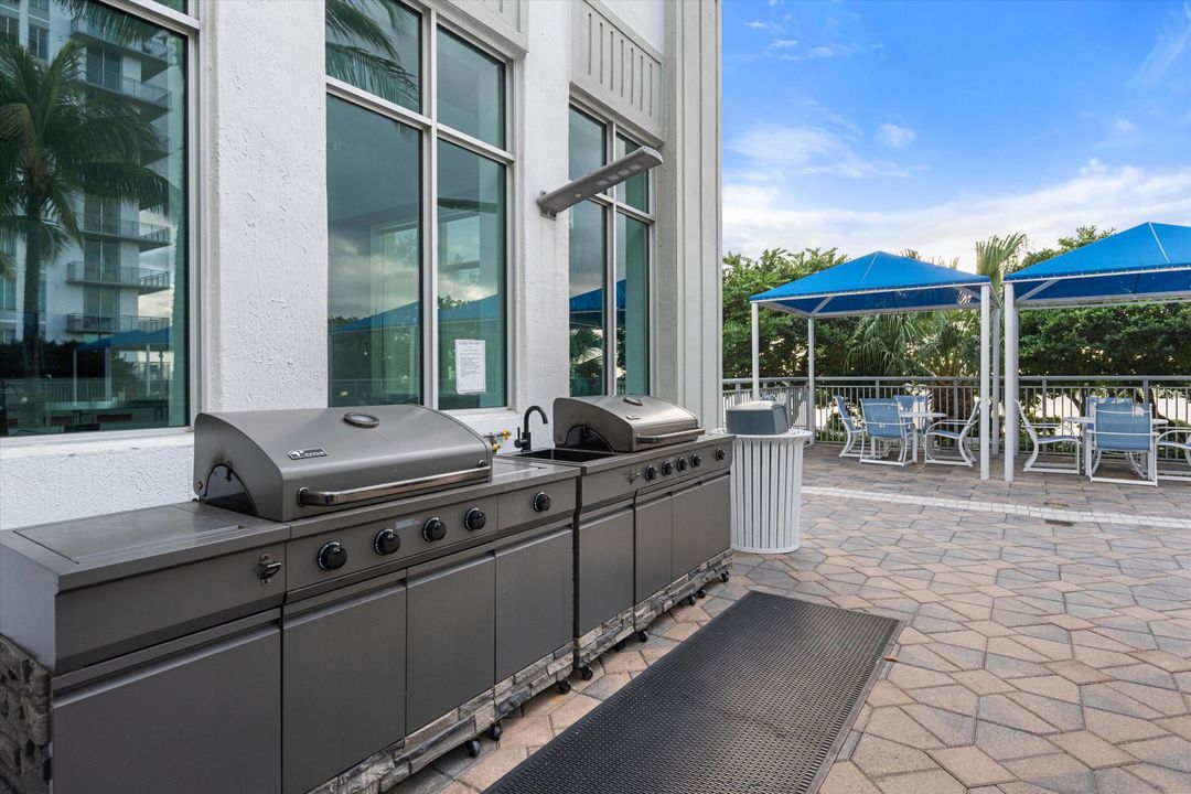 出租: $5,000 (1 贝兹, 1 浴室, 774 平方英尺)