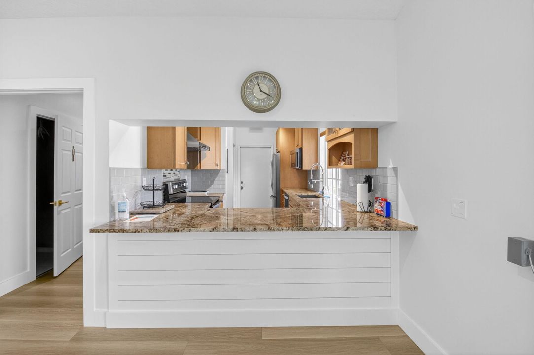 En Venta: $649,000 (3 camas, 2 baños, 1789 Pies cuadrados)