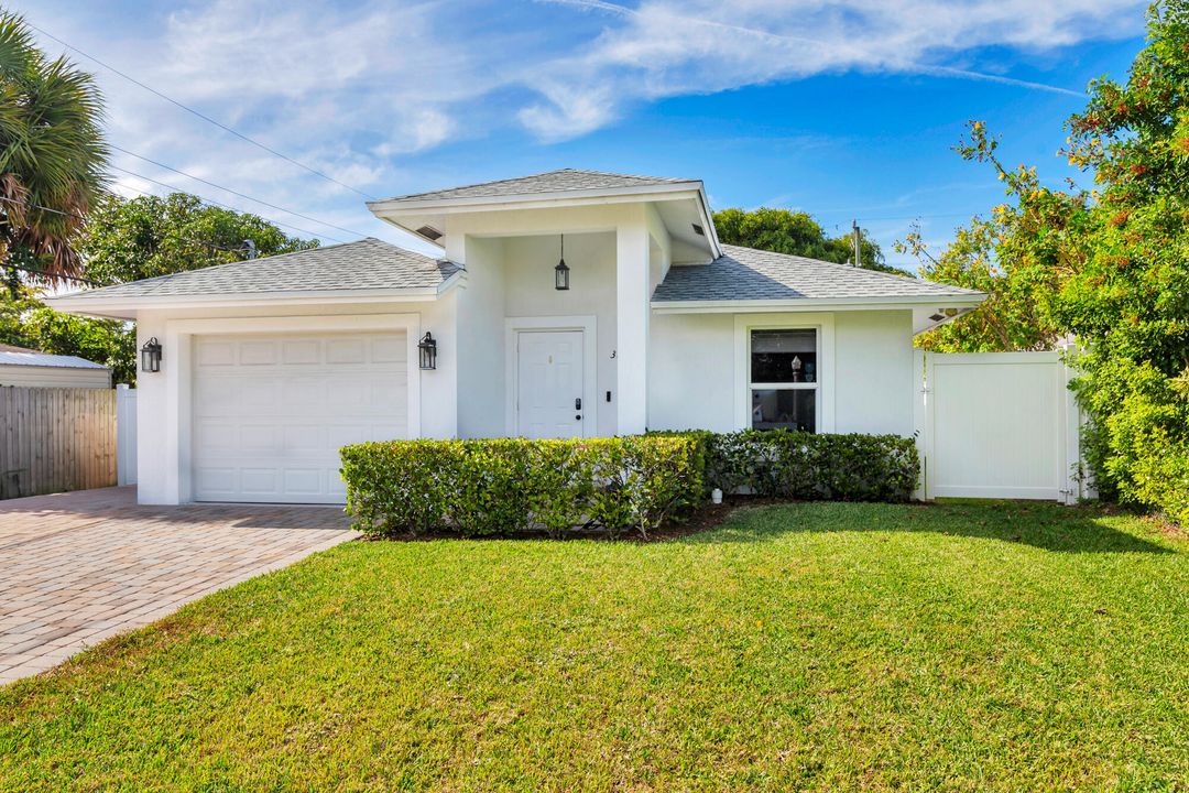 For Sale: $735,000 (3 beds, 2 baths, 1538 Square Feet)