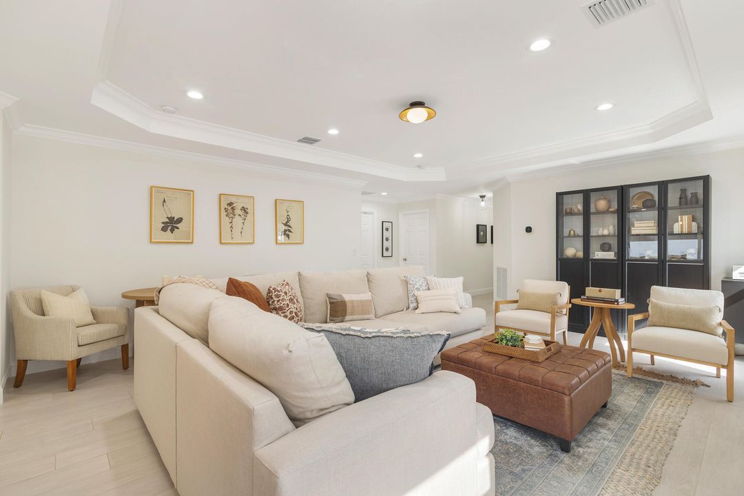 For Sale: $735,000 (3 beds, 2 baths, 1538 Square Feet)