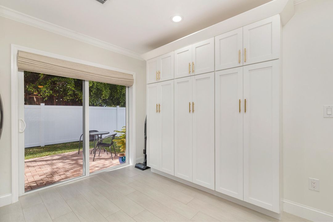 For Sale: $735,000 (3 beds, 2 baths, 1538 Square Feet)