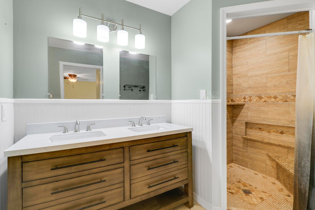 For Sale: $375,000 (3 beds, 2 baths, 1672 Square Feet)