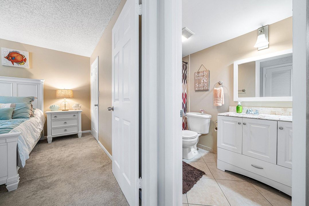 出租: $2,200 (2 贝兹, 2 浴室, 1005 平方英尺)