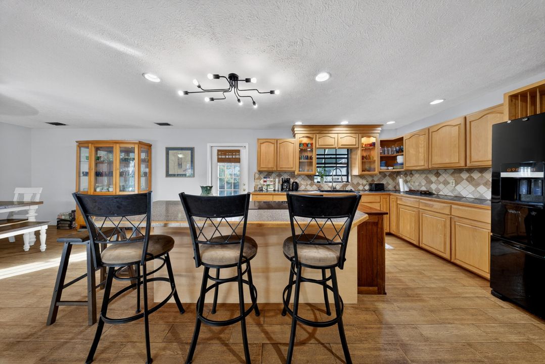 For Sale: $899,000 (4 beds, 3 baths, 3430 Square Feet)