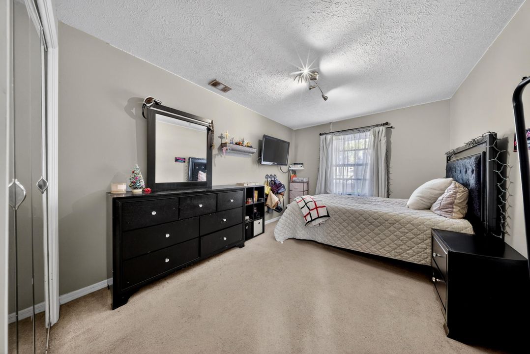 For Sale: $899,000 (4 beds, 3 baths, 3430 Square Feet)