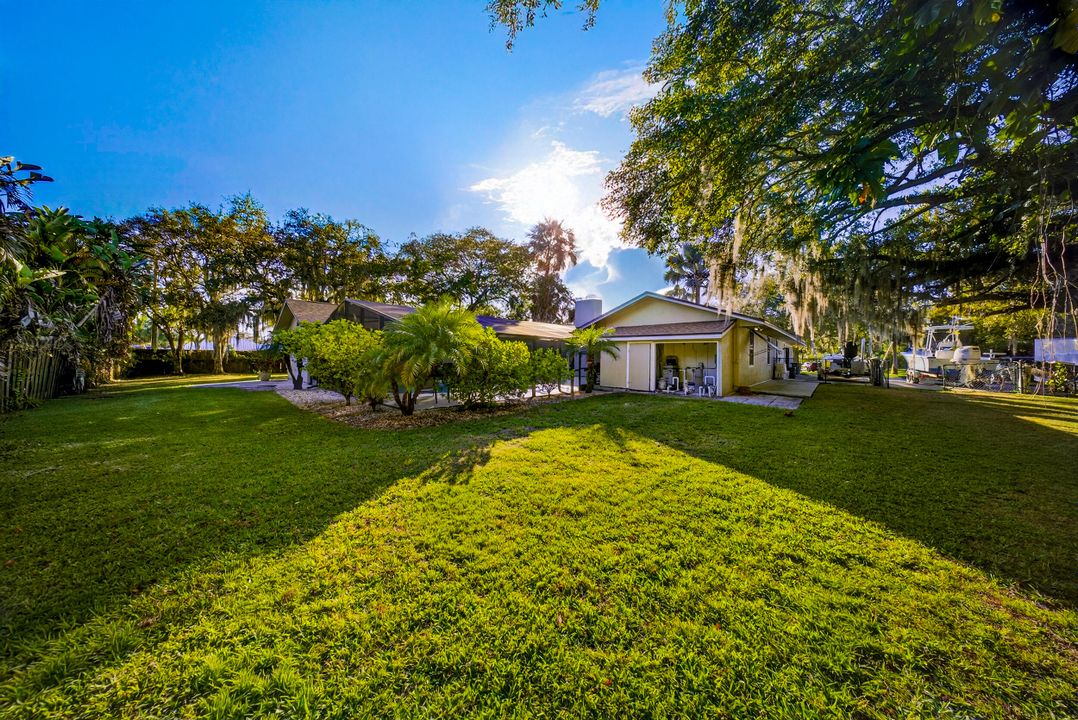 For Sale: $899,000 (4 beds, 3 baths, 3430 Square Feet)