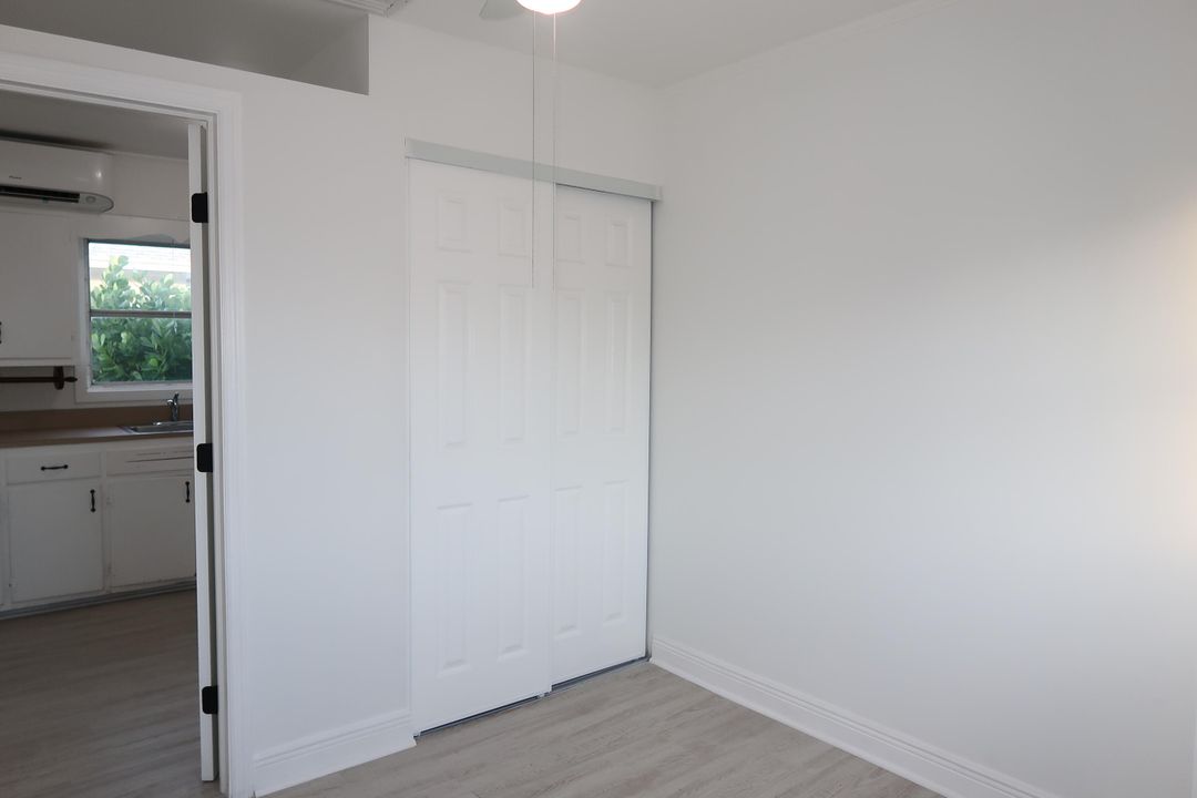 For Sale: $370,000 (3 beds, 2 baths, 924 Square Feet)
