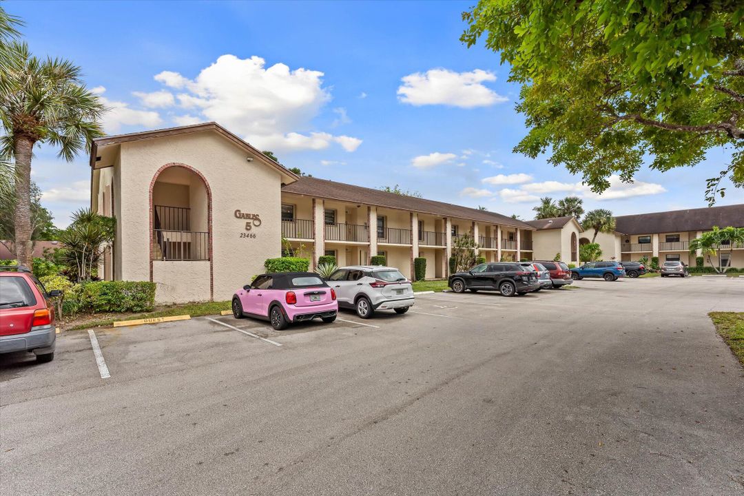 En Venta: $295,000 (2 camas, 2 baños, 1218 Pies cuadrados)