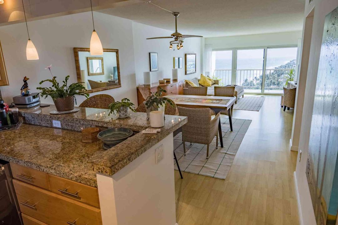 For Rent: $4,000 (2 beds, 2 baths, 1135 Square Feet)