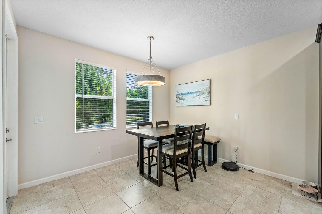 For Rent: $3,400 (3 beds, 2 baths, 2138 Square Feet)