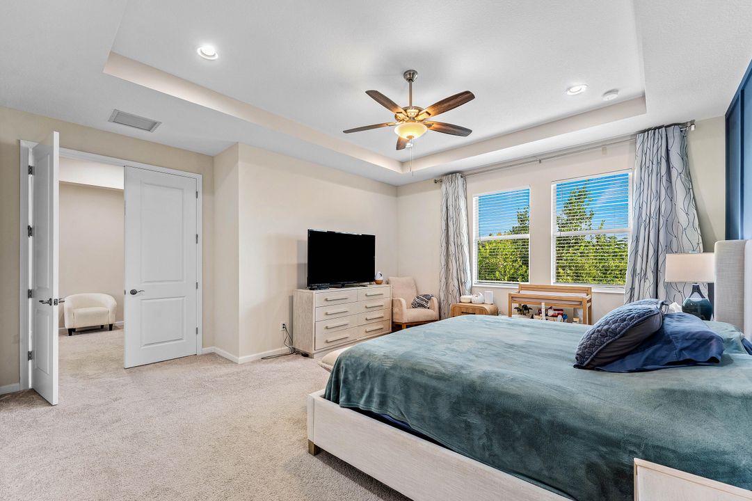 For Rent: $3,400 (3 beds, 2 baths, 2138 Square Feet)