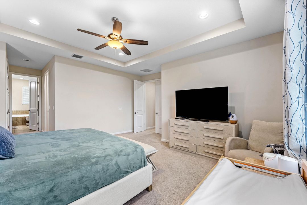 For Rent: $3,400 (3 beds, 2 baths, 2138 Square Feet)