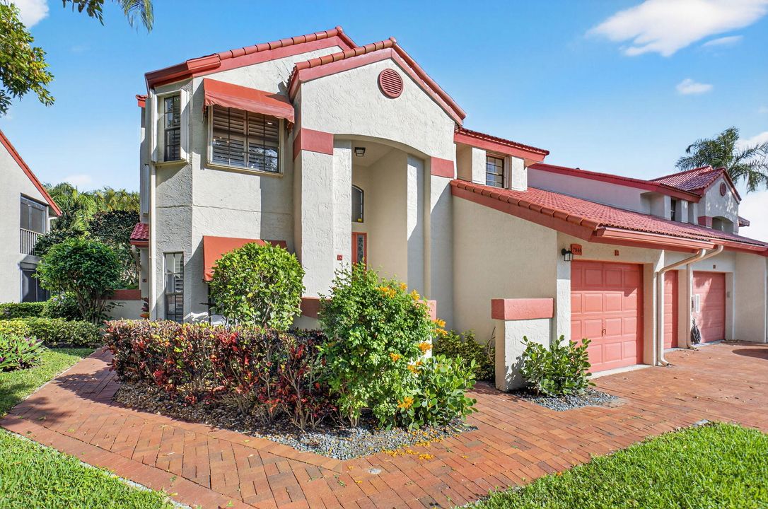 На продажу: $389,900 (3 спален, 2 ванн, 1620 Квадратных фут)