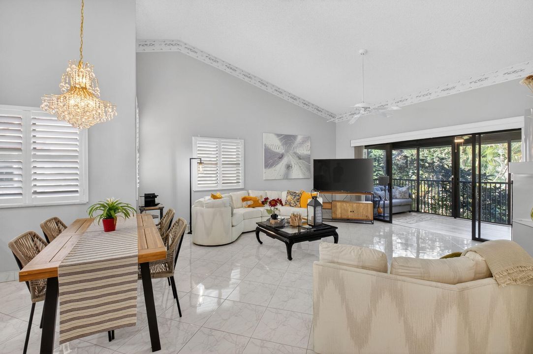 На продажу: $389,900 (3 спален, 2 ванн, 1620 Квадратных фут)