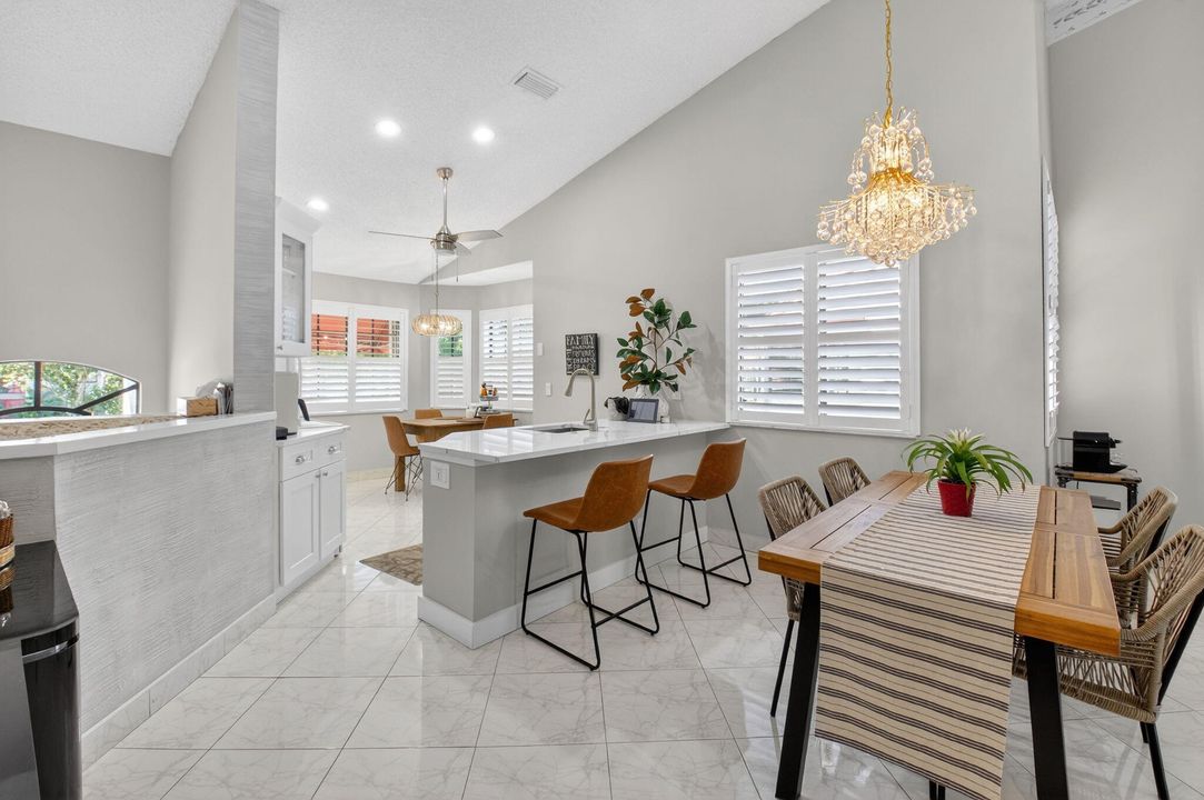 На продажу: $389,900 (3 спален, 2 ванн, 1620 Квадратных фут)