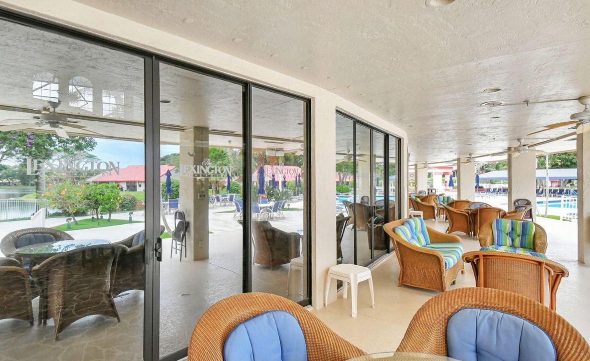 На продажу: $389,900 (3 спален, 2 ванн, 1620 Квадратных фут)