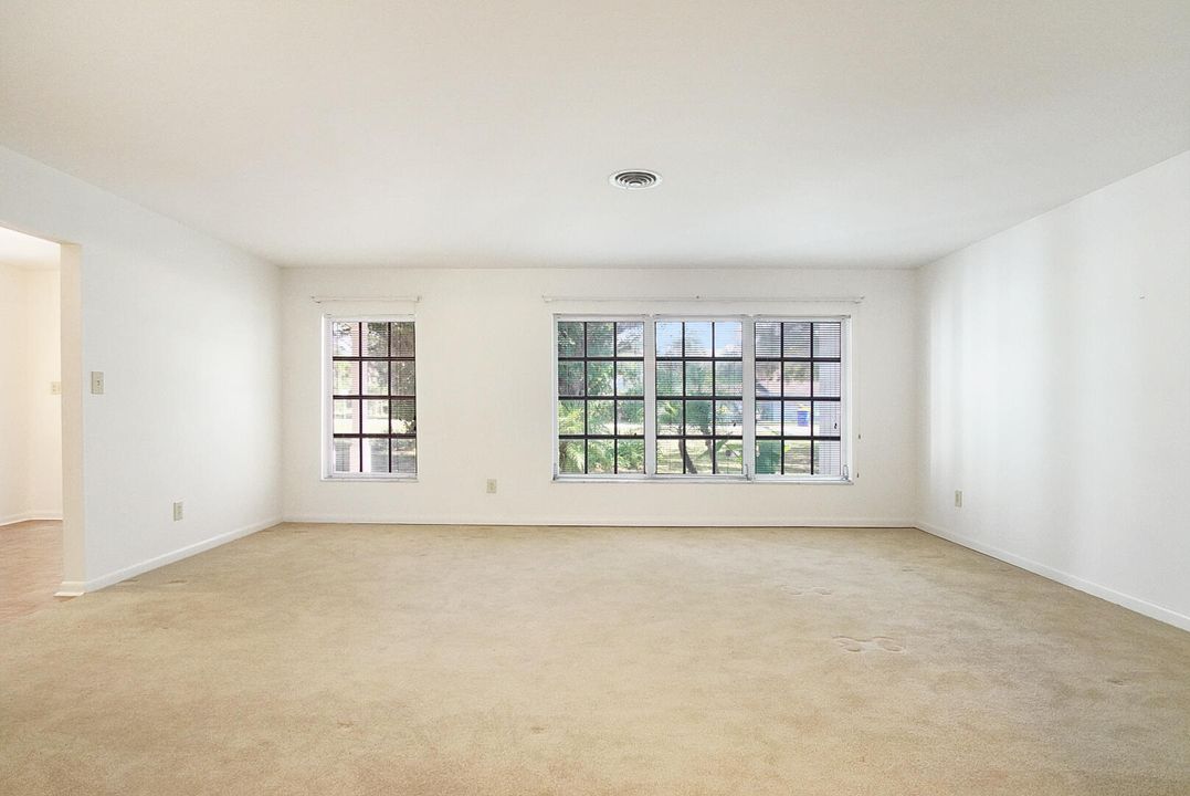 На продажу: $450,000 (4 спален, 3 ванн, 2530 Квадратных фут)