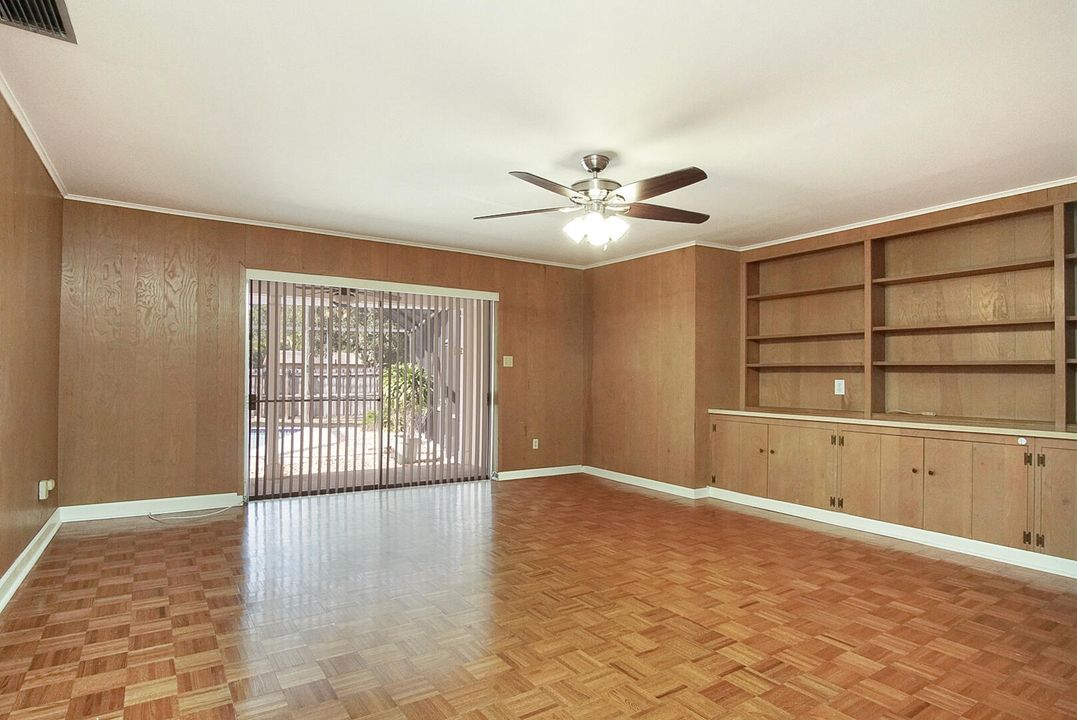 На продажу: $450,000 (4 спален, 3 ванн, 2530 Квадратных фут)