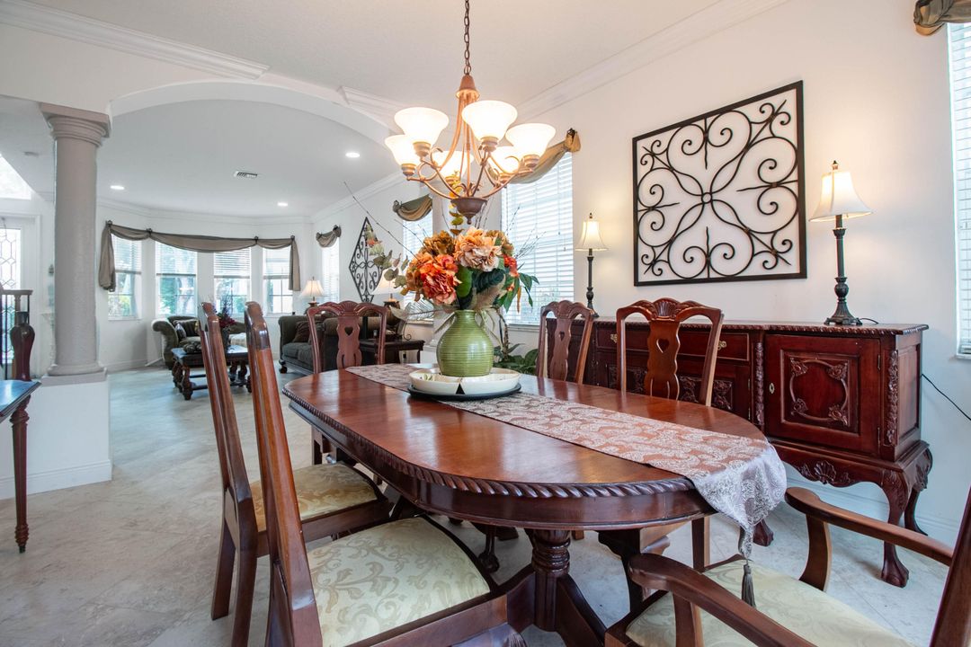 En Venta: $859,000 (4 camas, 4 baños, 3496 Pies cuadrados)