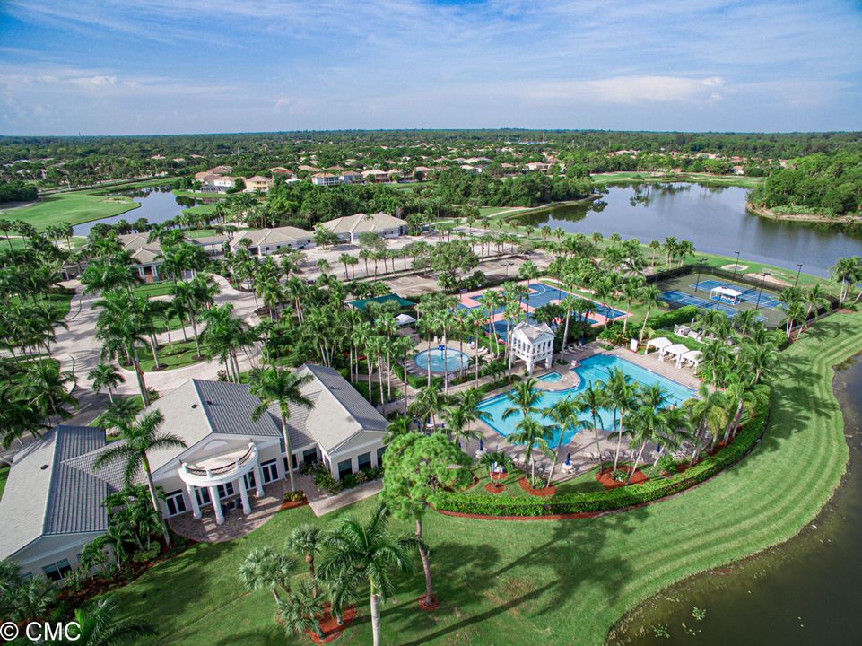 En Venta: $859,000 (4 camas, 4 baños, 3496 Pies cuadrados)