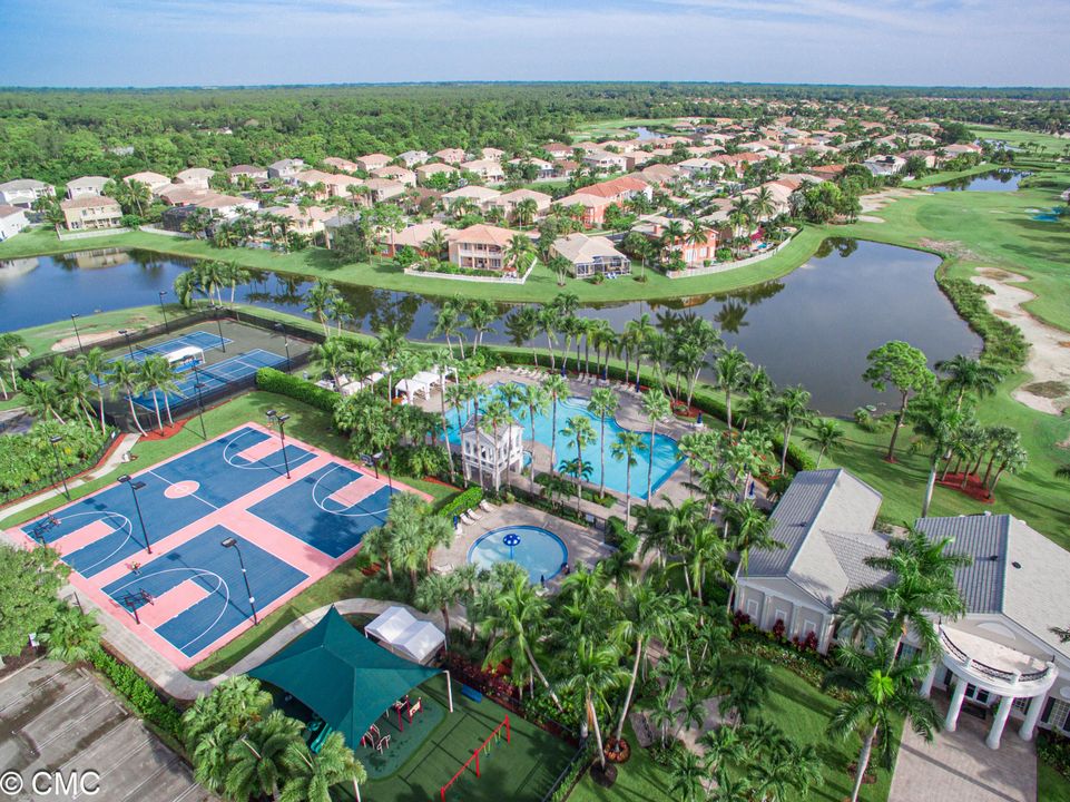 En Venta: $859,000 (4 camas, 4 baños, 3496 Pies cuadrados)