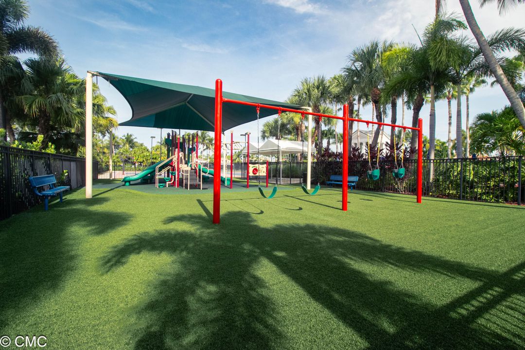 En Venta: $859,000 (4 camas, 4 baños, 3496 Pies cuadrados)